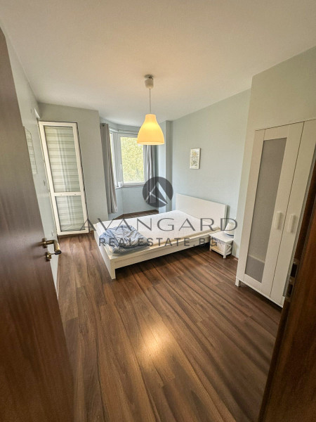 ТРИСТАЕН ОБЗАВЕДЕН С ВЪЗМОЖНОСТ ЗА ЗАКУПУВАНЕ НА ГАРАЖ/ У-ЩЕ Д. ТАЛЕВ