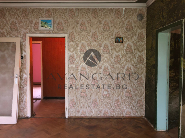 Two -bedroom apartment to sunlight
