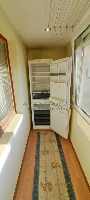 ДВУСТАЕН АПАРТАМЕНТ ДО МГ !