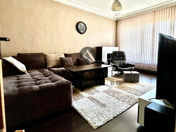 Two -bedroom Aqualand apartment