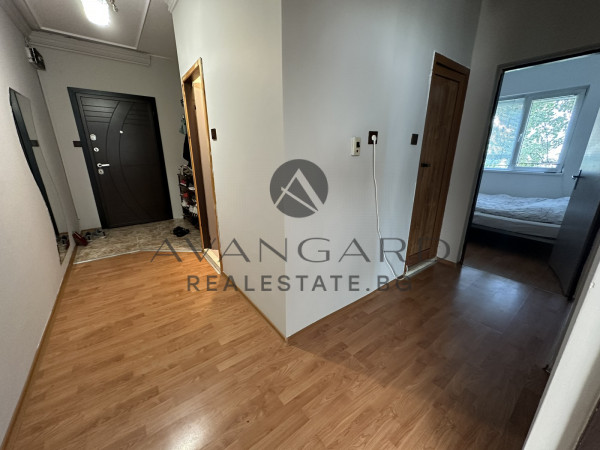 Spacious two -bedroom / real square footage / south exposure