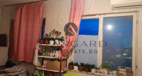 THREE-ROOM APARTMENT! THRACIA!