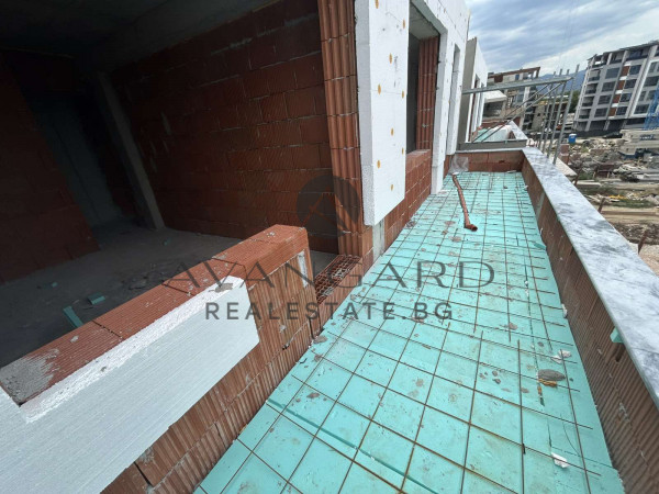 ИЗГОДНО! ДВУСТАЕН С АКТ 14