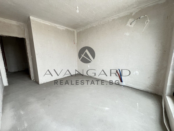 Тристаен апартамент с акт 16 !