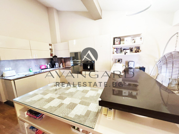 A wide two -bedroom fair