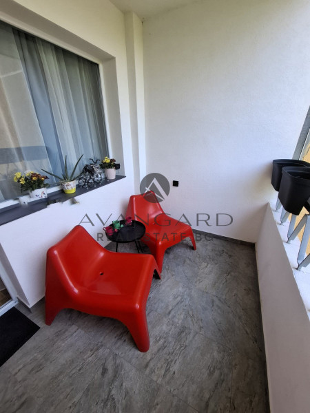 Четиристаен апартамент Център Изток