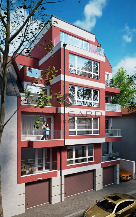 Four -bedroom apartment / judges