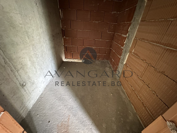 ПРОСТОРЕН ДВУСТАЕН АПАРТАМЕНТ / КЪРШИЯКА