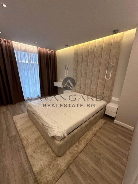 ACT 16! Luxury four-room apartment with garage and parking space