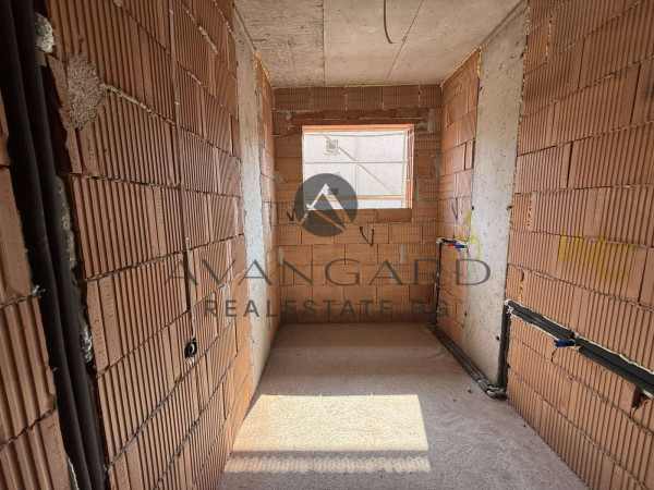 Three bedroom with Act 14! Referees!