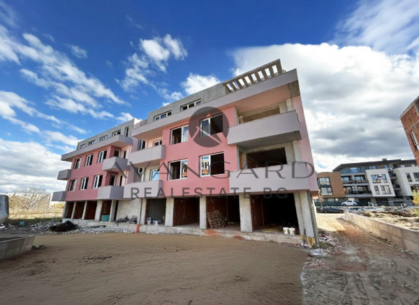 NEW MODERN BUILDING IN OSTROMILA