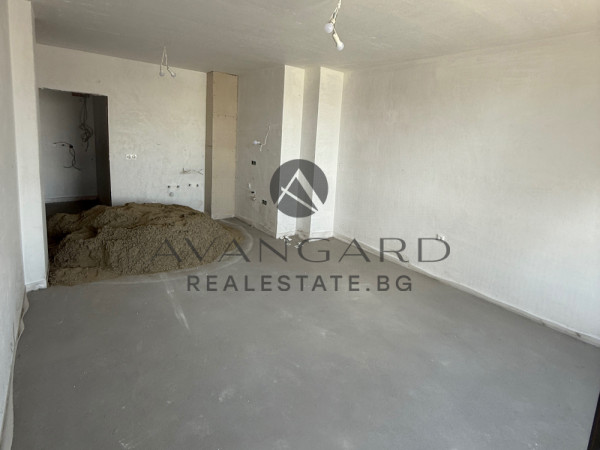 Двустаен апартамент  пред акт 16 !