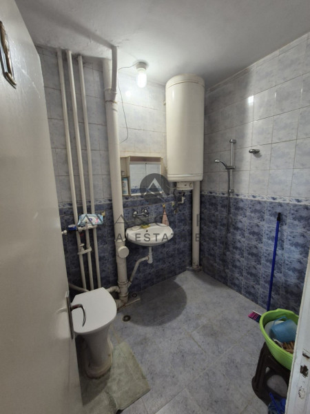 One -bedroom to Thursday market