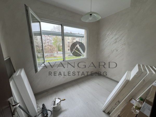 One -bedroom apartment after major repairs in Komatevo