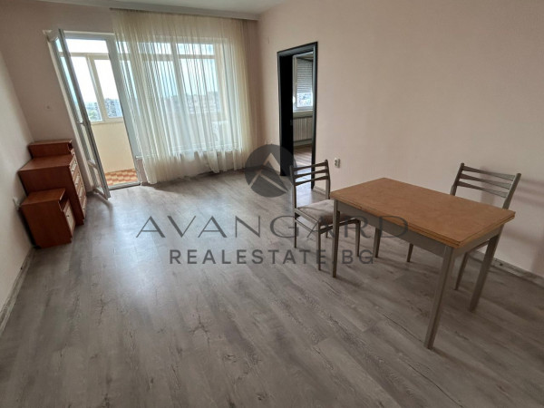 Benefit! Two -bedroom real square footage