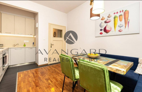 Two bedroom apartment in the perfect center !!!