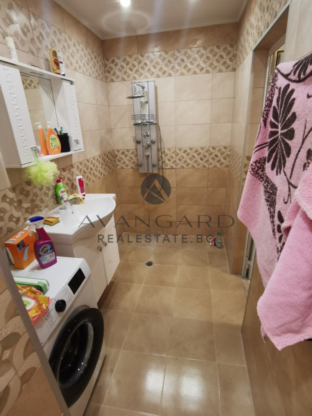 ONE BEDROOM FURNISHED APARTMENT! THE BREAKER!