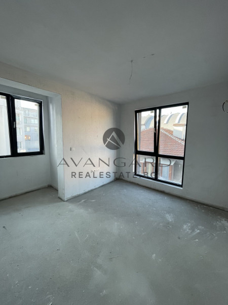 Two -bedroom apartment in the center