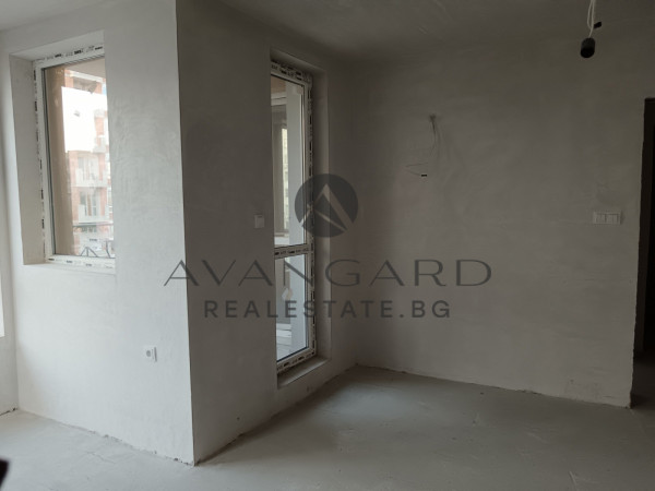 ДВУСТАЕН С АКТ16 КЮЧУК ПАРИЖ