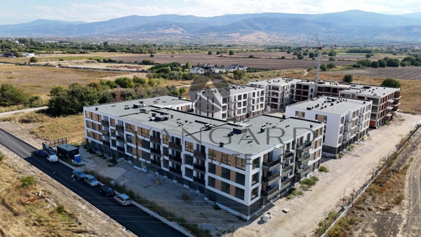 FOUR-ROOM APARTMENT, SQUARE OSTROMILA