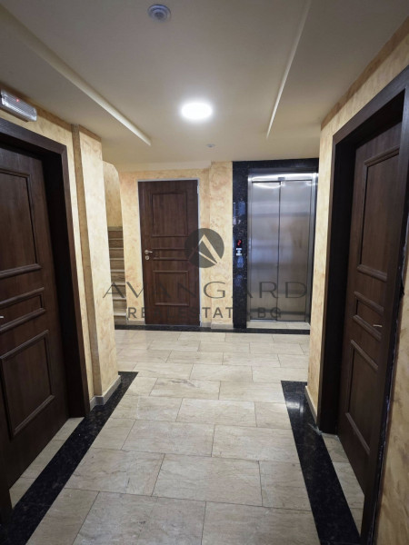 One -bedroom apartment with a tenant to UHT
