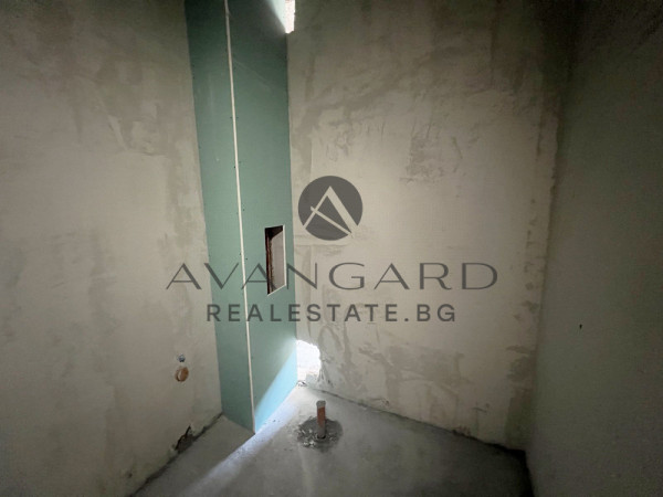 BEFORE ACT 16! Four-room Ostromila