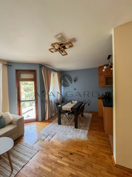 ТРИСТАЕН ОБЗАВЕДЕН / КЮЧУК ПАРИЖ