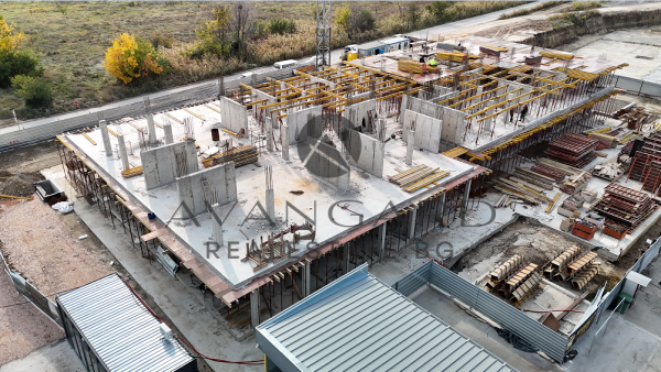 One -bedroom new building / Ostromila