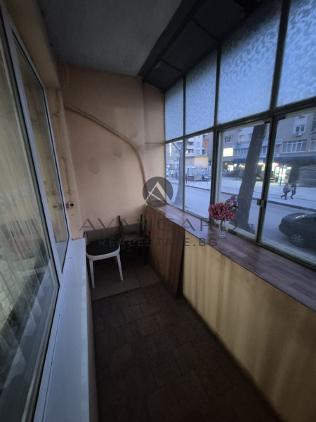 One -bedroom / three separate rooms / Kyuchuk Paris