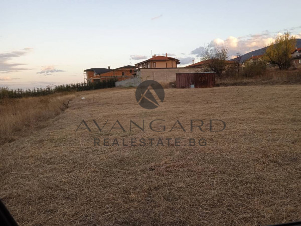 Parcel / Panoramic View / Brestnik