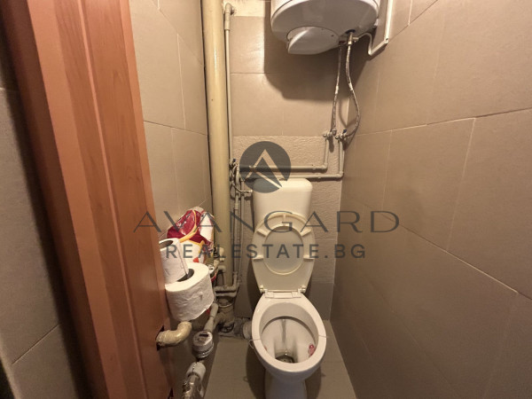 Benefit! Two -bedroom real square footage