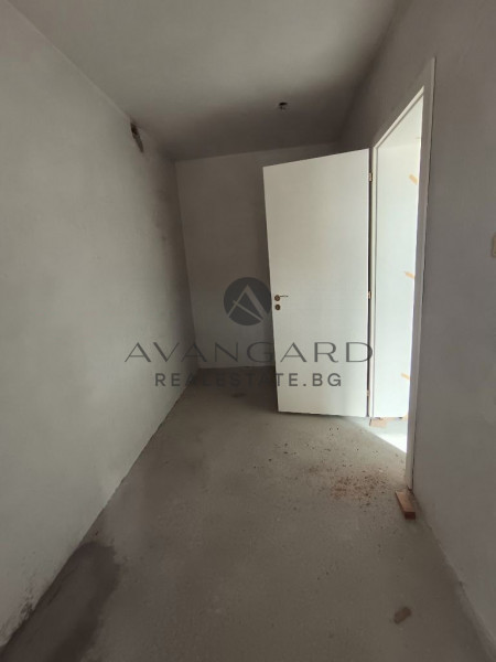 THREE-ROOM APARTMENT WITH GARAGE INCLUDED IN THE PRICE! / Marasha