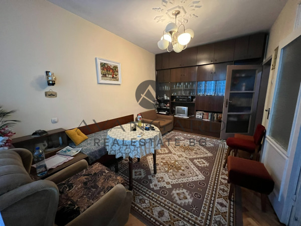 Two -bedroom apartment Marasha