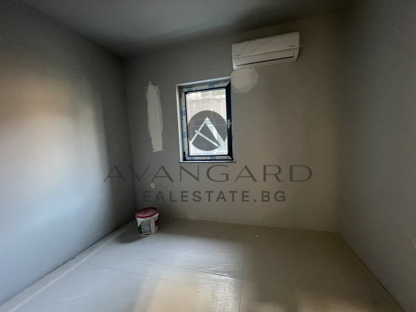 TWO STORY HOUSE ON SUPERCENTER NEAR TRAP