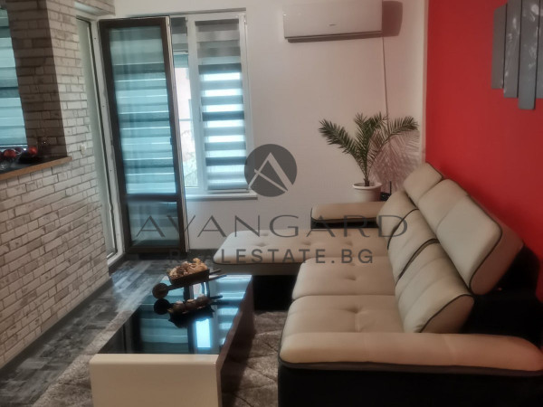 Two -bedroom apartment in Markovo