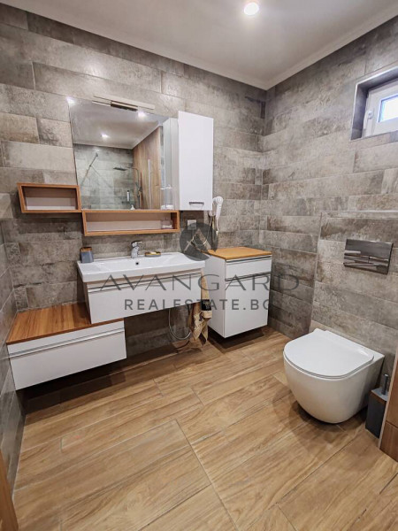 ДВУСТАЕН ОБЗАВЕДЕН/ МАРКОВО