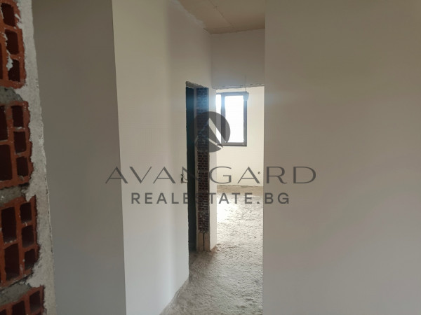 One -storey house with 1000 sq.m. yard in the village of Markovo