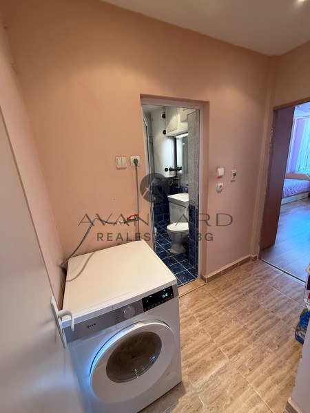 Fully furnished multi -bedroom apartment