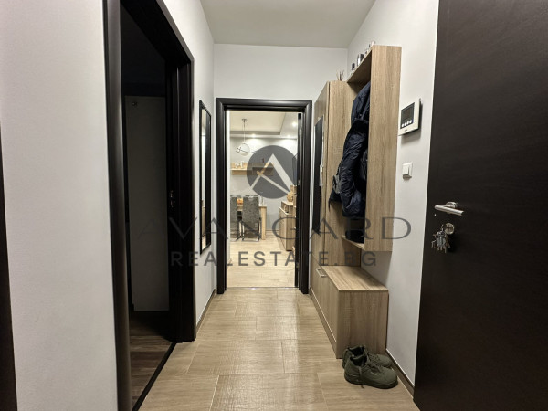 Two -bedroom/communicative place/south!