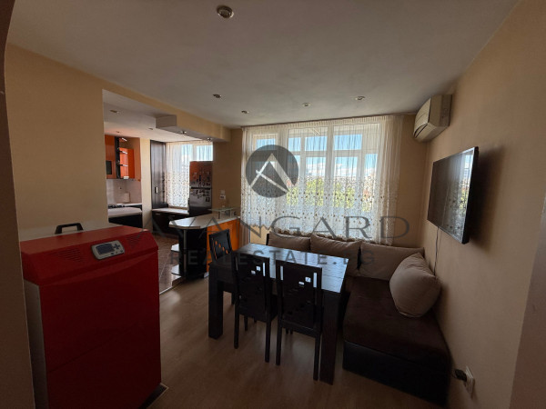 Fully furnished multi -bedroom apartment