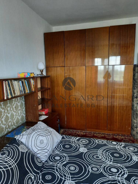 Real square footage! Three separate rooms! Sunrise!