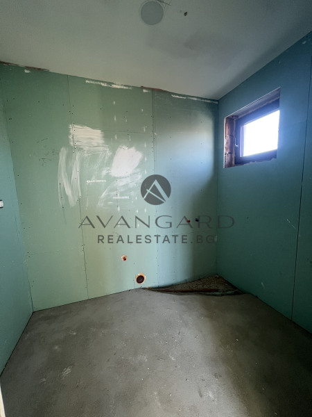 Detached two-story house with deed 16 in Krumovo