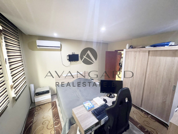 ДВУСТАЕН ОБЗАВЕДЕН КЪРШИЯКА