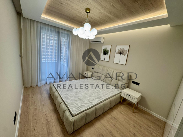 Луксозен двустаен Христо Смирненски