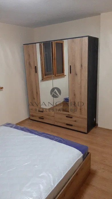 TWO BEDROOM / THREE SEPARATE ROOMS / HOUSE 2!