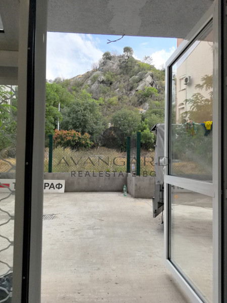 ОФИС / ВОДНАТА ПАЛАТА