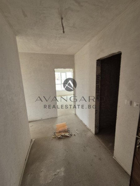 Two -bedroom apartment with yard / Kyuchuk Paris