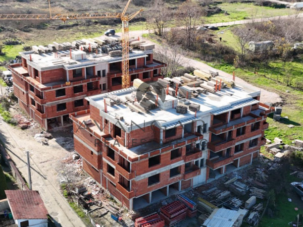 ИЗГОДЕН ТРИСТАЕН