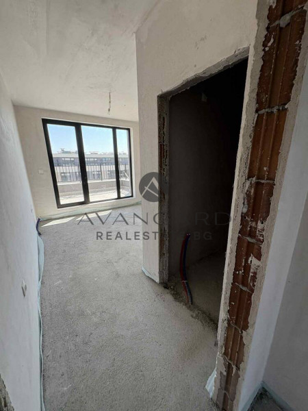 ПРОСТОРЕН ТРИСТАЕН С АКТ16 / НОВА СГРАДА