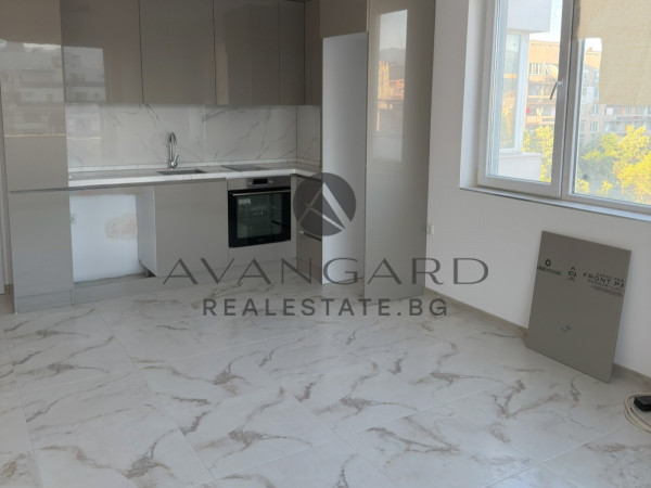 АКТ 16! Отремонтиран двустаен Кючук Париж